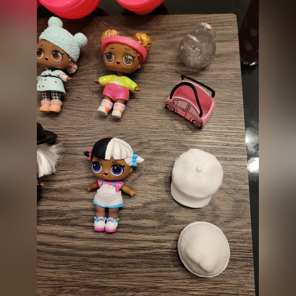 L.O.L. surprises bundle 5 dolls and 6 babies with accessories - Picture 4 of 4